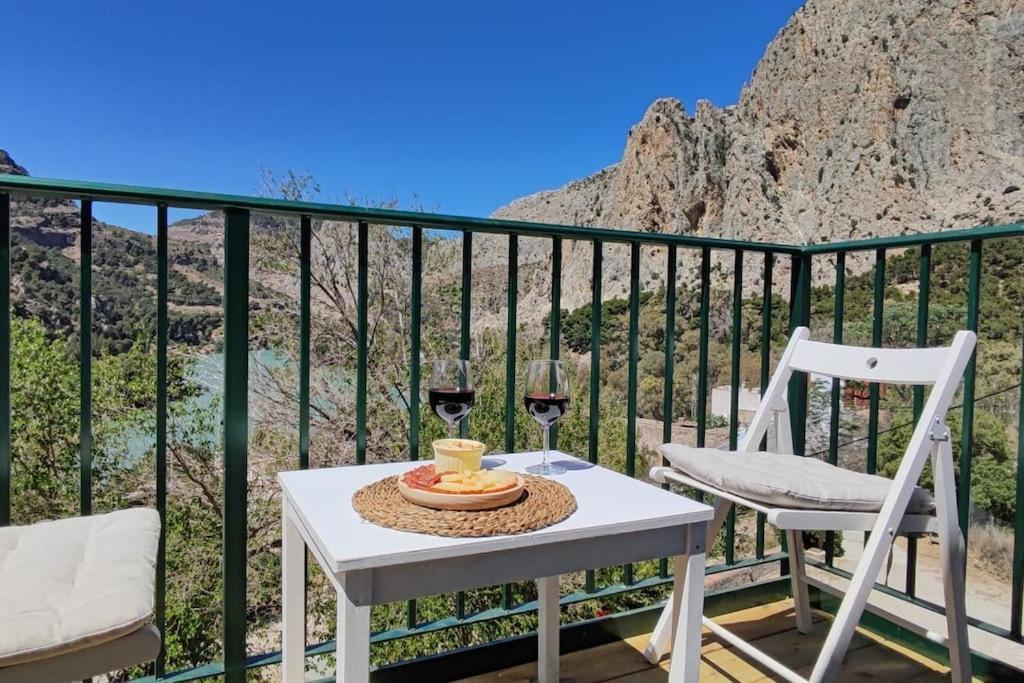 La Barberia De Miguel Villa El Chorro Kültér fotó